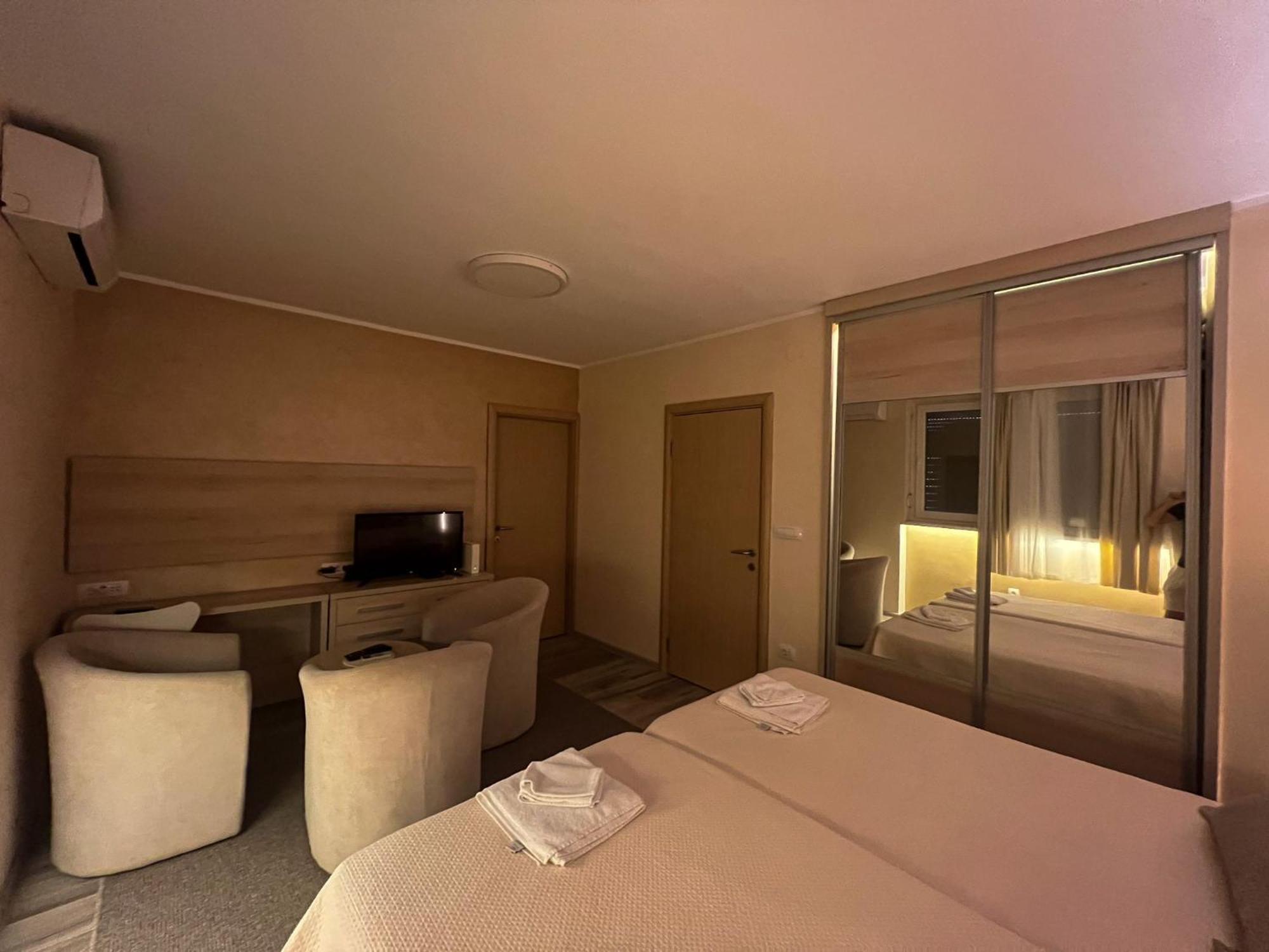 Апартаменты Belgrade Pearl With Free Parking Экстерьер фото